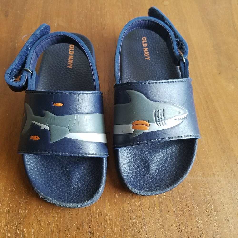 Old navy boys sandals